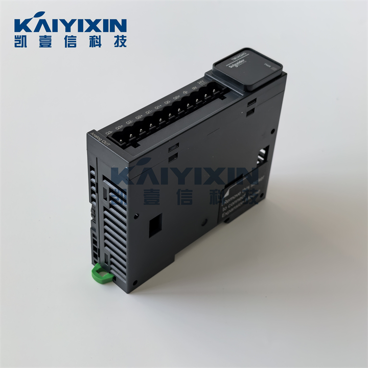 TM3AQ4G-schneider-4zr